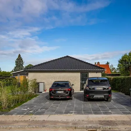Appartamento Spacious Family House